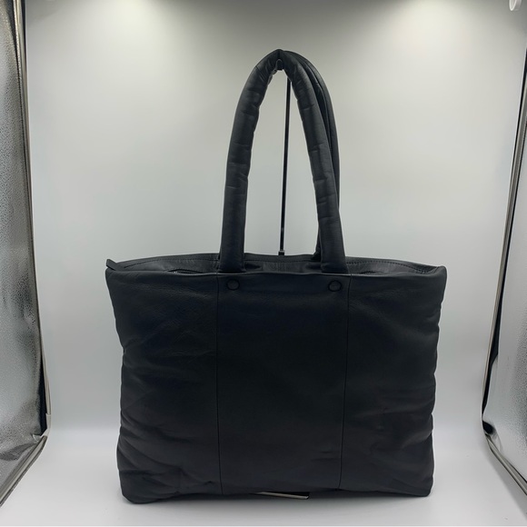 Massimo Dutti Quilted Tote bag with leather zip - Picture 3 of 12